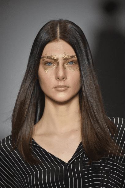 Beleza Dourada - Handred - Carla Biriba - SPFW - Máscara Dourada - Maquiagem