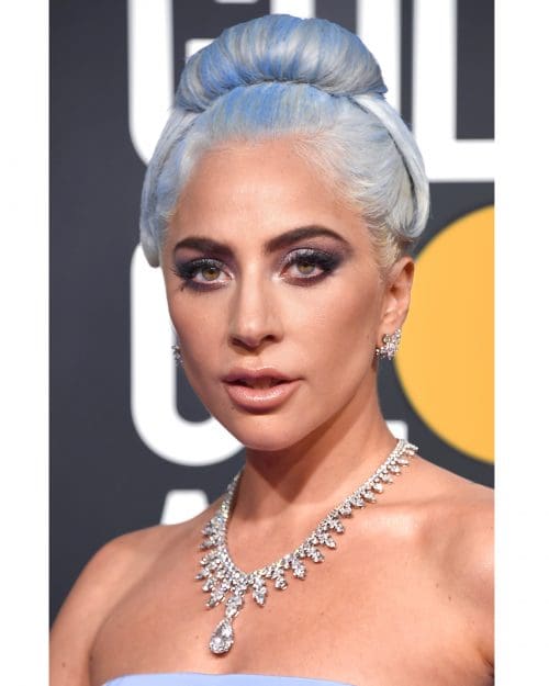 Lady Gaga Globo de Ouro 2019 look colar de diamantes Tiffany
