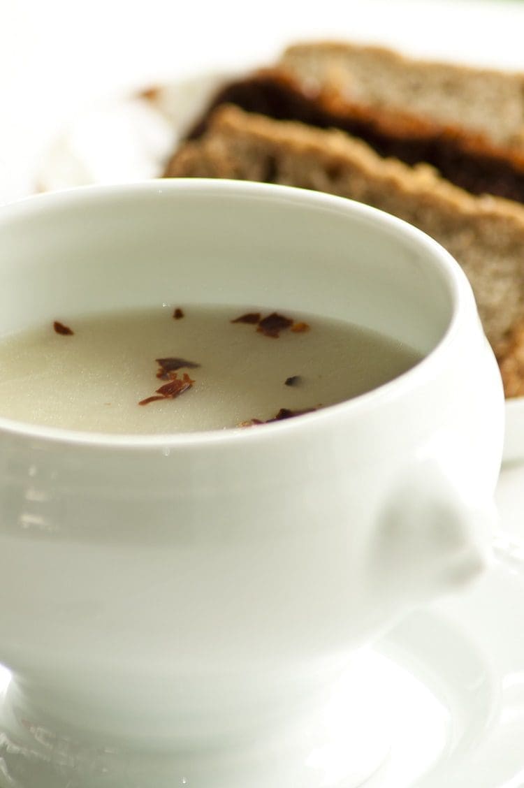 Receita leve e fácil de sopa de cebola e ricota do Kurotel