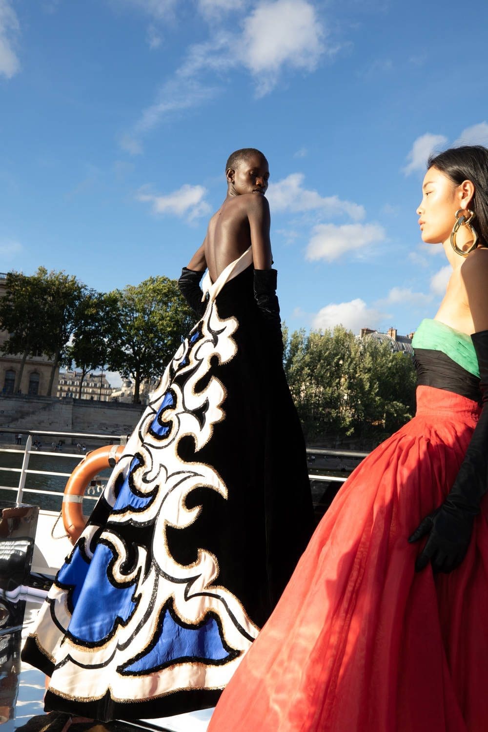 75 anos da balmain em paris