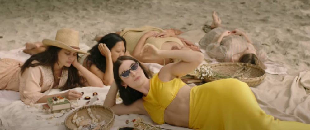 Lorde Solar Power / Lorde curte a praia no clipe de seu ...